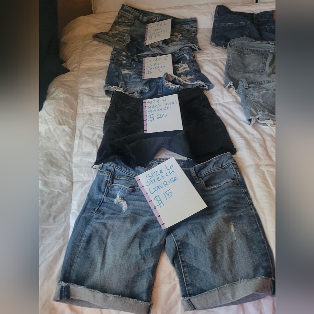 American Eagle assorted bundle Great shorts great condition. Bundle all 4 for 50